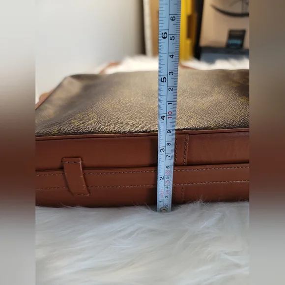 Louis Vuitton Brown and Tan Crossbody Bag - Picture 8 of 16